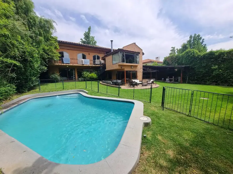 Preciosa Casa en Venta 6 dormitorios, foto 1