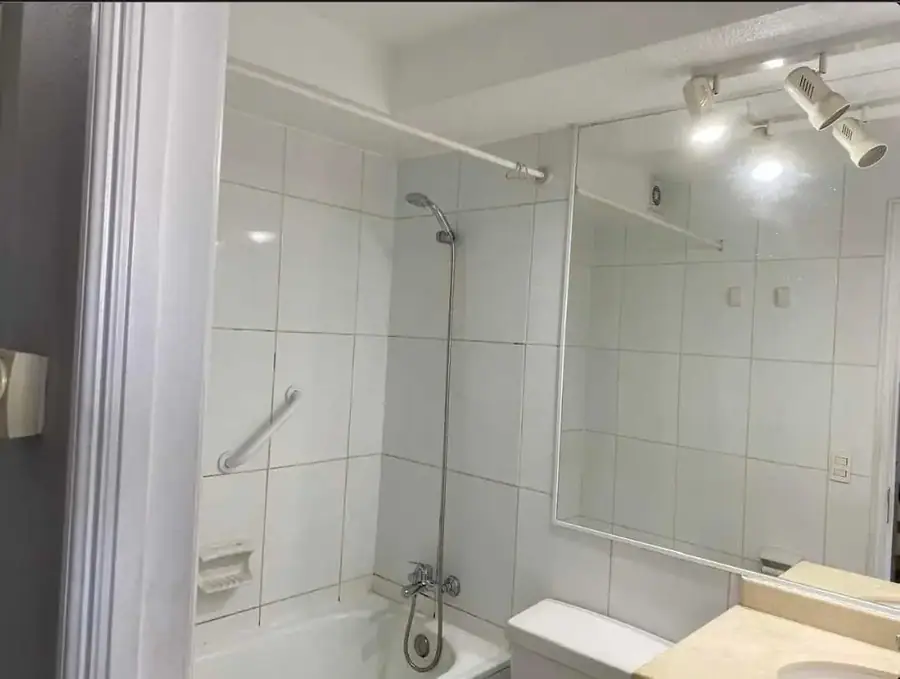 Amplio depto de 90 m² en sector privilegiado, foto 3