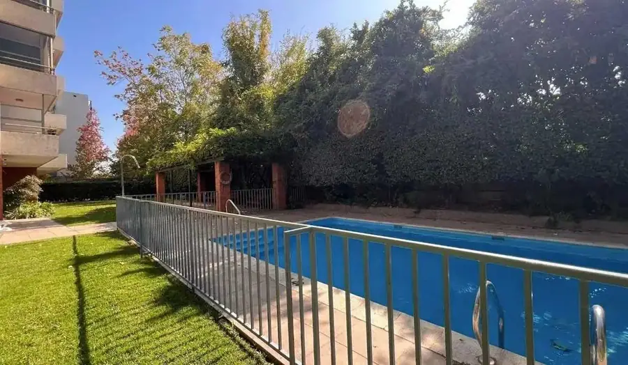 Amplio depto de 90 m² en sector privilegiado, Providencia