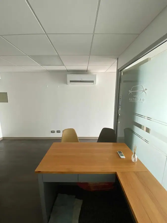 Oficina Moderna con Excelente Conectividad, foto 16
