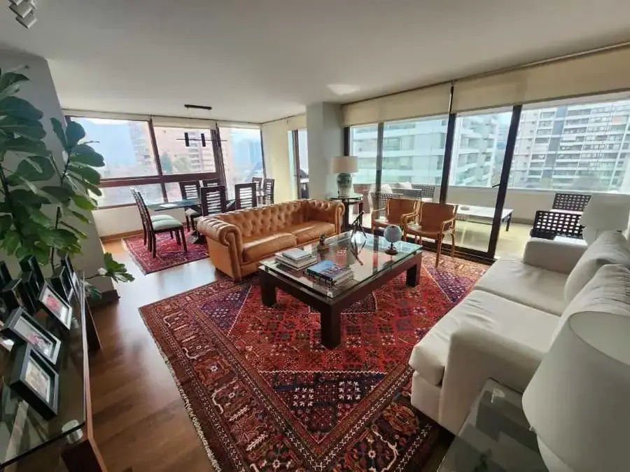 Amplio 3D/3B en Las Condes – orientacion norte, Las Condes