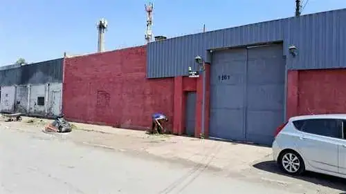 En venta galpón con oficinas, foto 9
