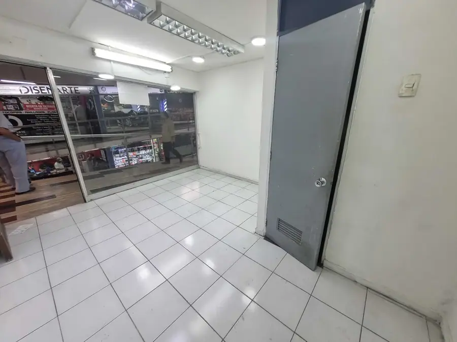 Local Comercial con Bodega, foto 4